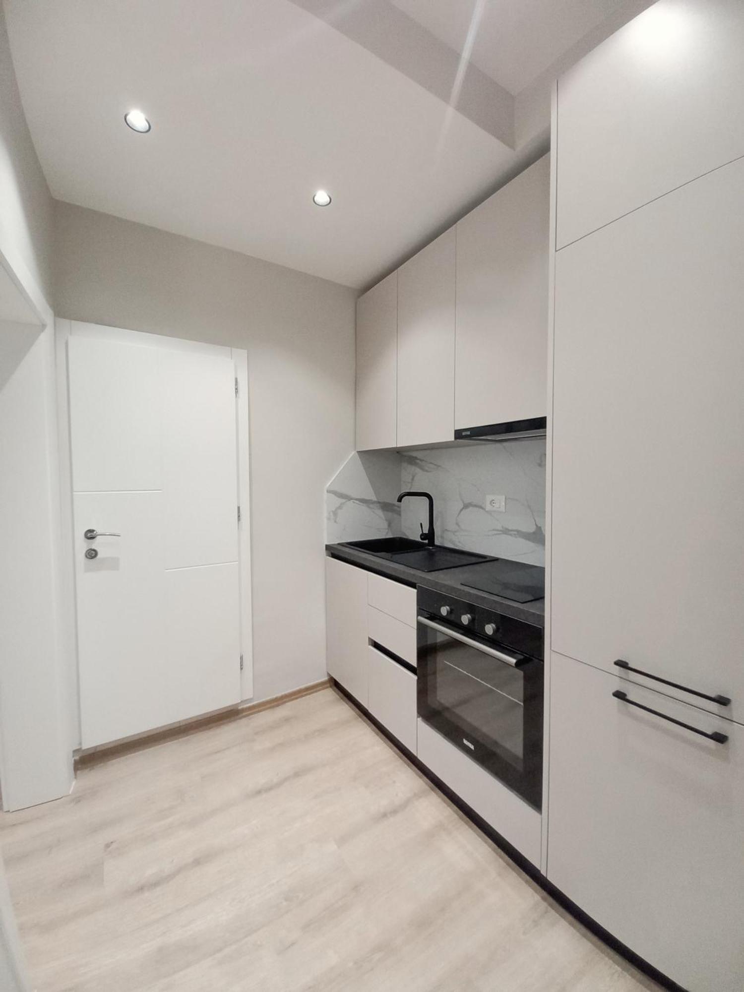 Goat Apartments Тирана Экстерьер фото