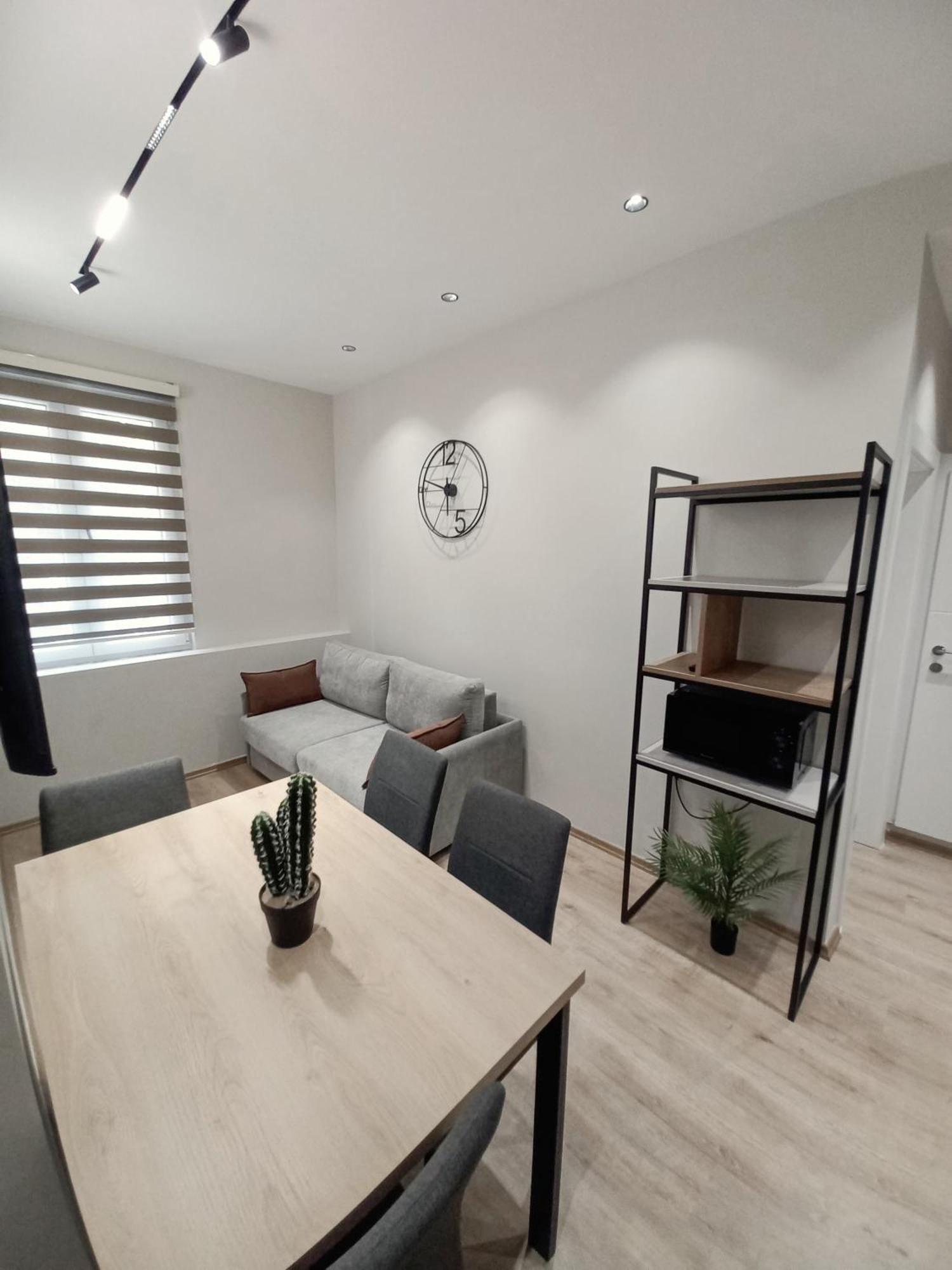 Goat Apartments Тирана Экстерьер фото