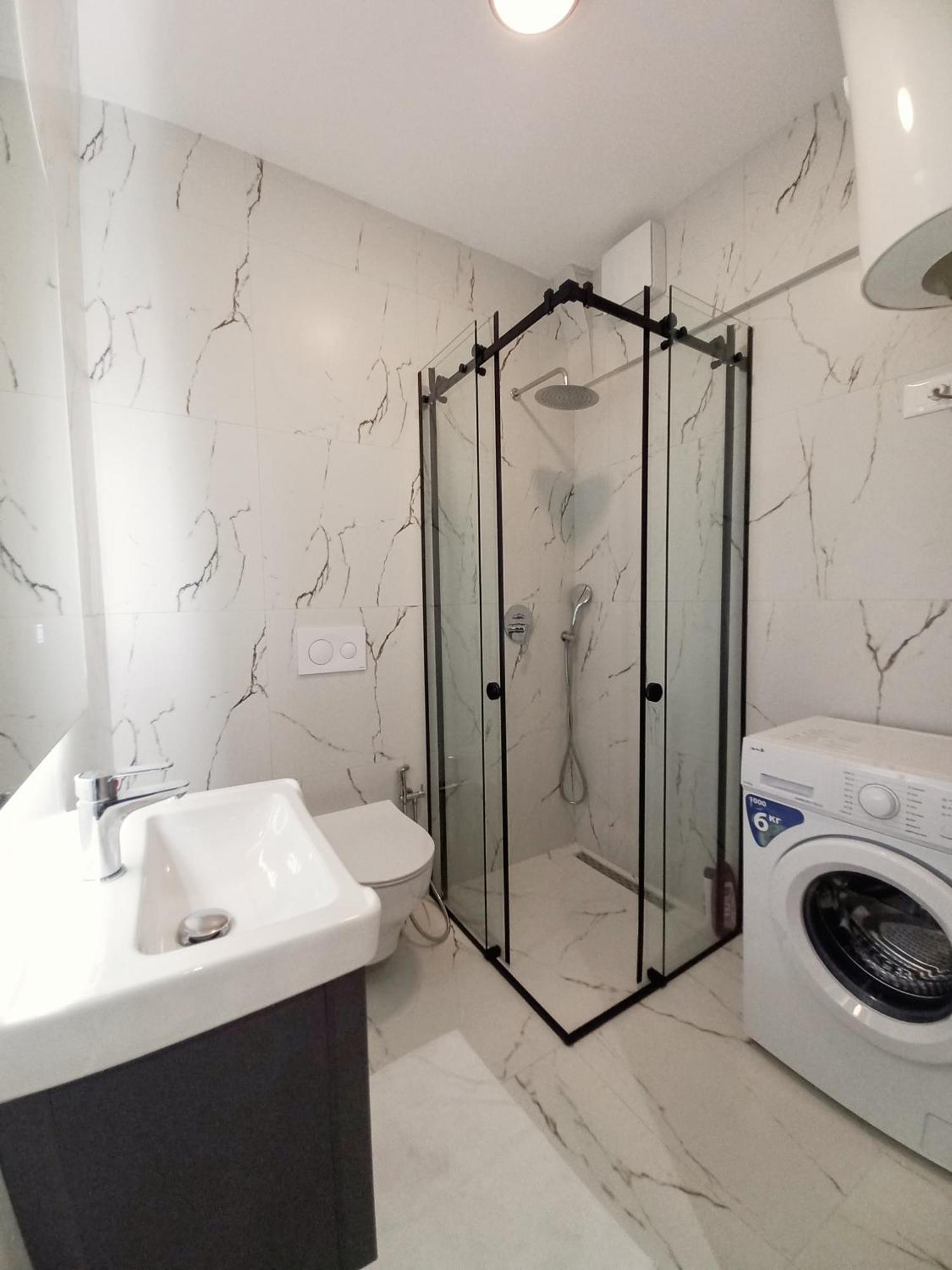 Goat Apartments Тирана Экстерьер фото